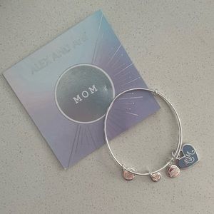 brand new Alex and Ani ‘MOM’ bracelet